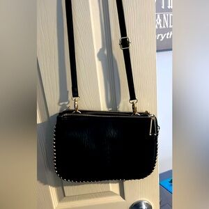 Black crossbody Jessica Simpson purse